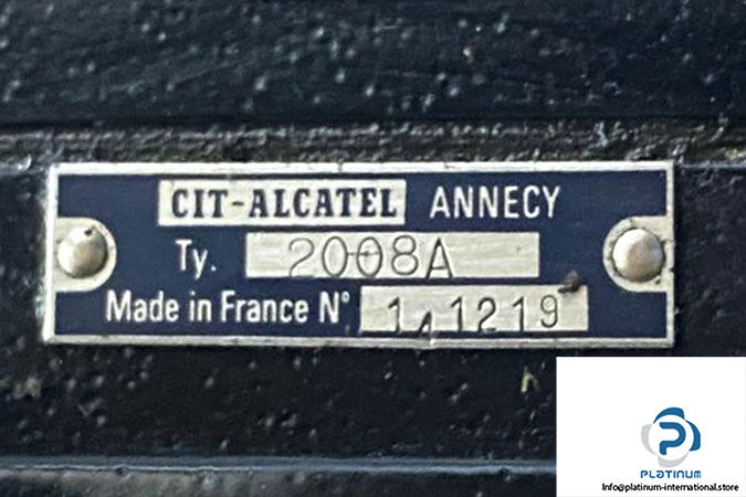 Alcatel-2008A-rotary-vane-pump-(used)-3