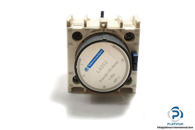 schneider-lads2-time-delay-block-1