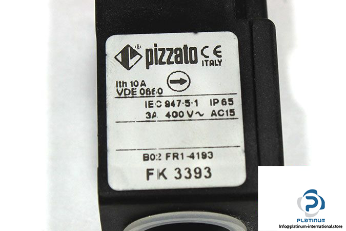 pizzato-fk-3393-safety-switch-with-separate-actuator-3