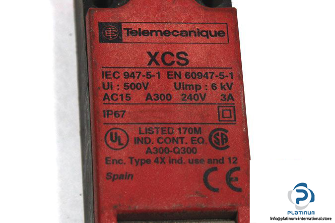 telemecanique-xcs-pa591-safety-switch-3