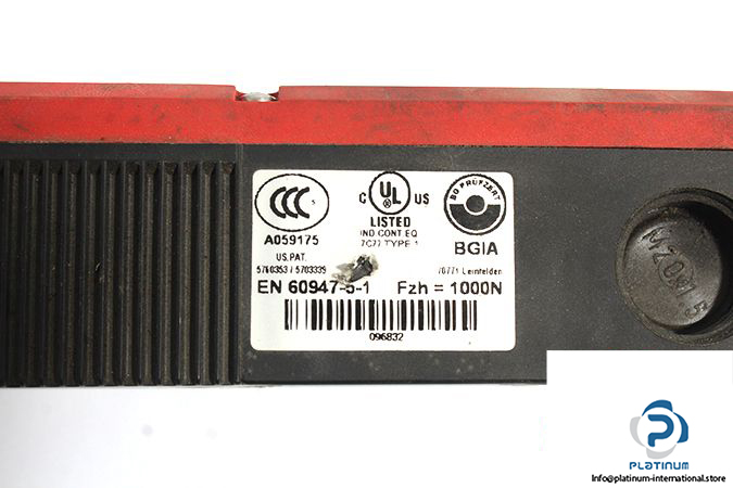 euchner-tp1-538a024m-safety-switch-3