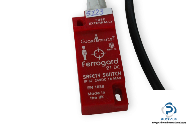 allen-bradley-FRS-21-10M-safety-switch-(used)-1