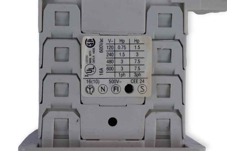 sprecher-schuh-LA-2-16-1753_Q-on_off-switch-body-(New)-2