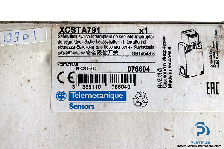 telemecanique-XCSTA791-safety-limit-switch-(new)-3