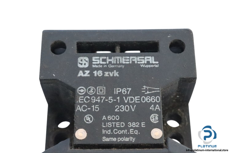 schmersal-AZ-16-ZVK-safety-switch-(used)-2