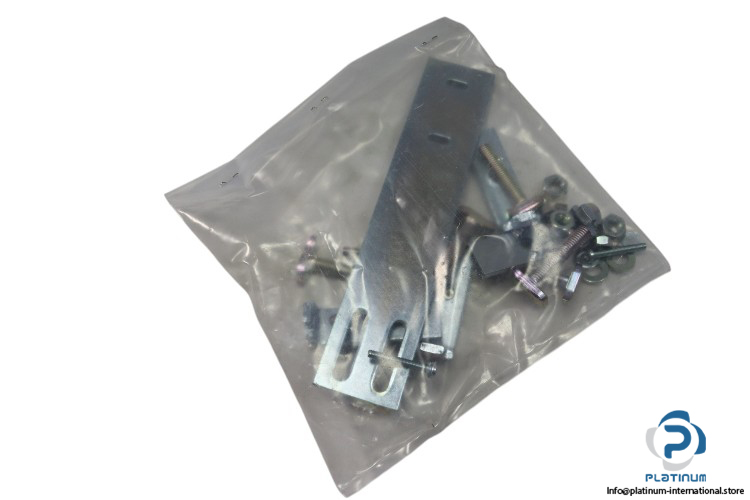 schmersal-SET-USP-30-M24BS-magnetic-safety-switch-(new)-6