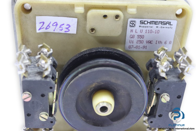 schmersal-HLU-110-10-joystick-controller-(new)-1