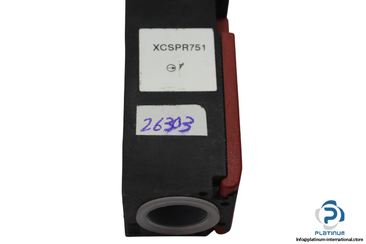 telemecanique-XCS-PR-safety-switch-(new)-4