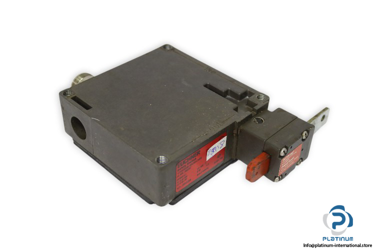 euchner-tz1re024rc18vab-c1826-safety-switch(used)-4
