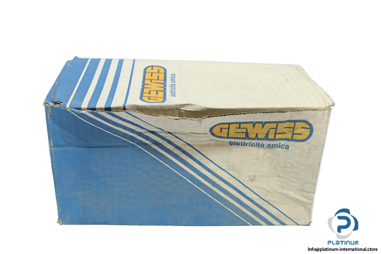 gewiss-GW-66-331N-socket-outlet-(New)-1