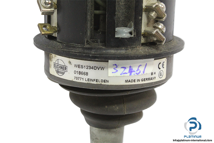 euchner-WES1234DVW-joy-stick-operator-(Used)-1
