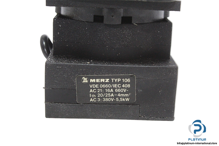 merz-106-092_106021_200-rotary-cam-switch-(New)-1