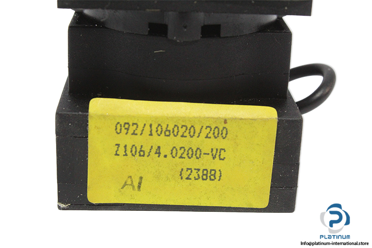 merz-106-092_106200_200-rotary-cam-switch-(New)-2