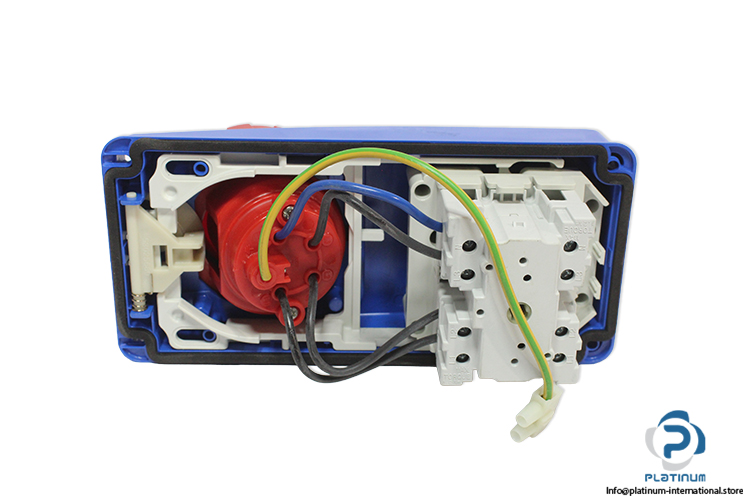 gewiss-GW-66-309N-socket-outlet-(New)-4