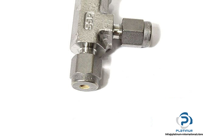 videojet-208810-fitting-3