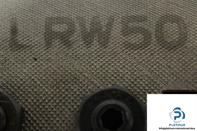 iko-lrw50-linear-roller-block-2