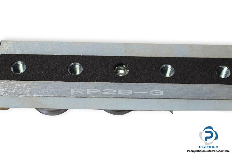 t-race-RP28-3-linear-roller-bearing-(new)-1