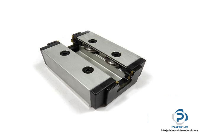 rexroth-r204121510-eline-cam-runner-block3_675x450
