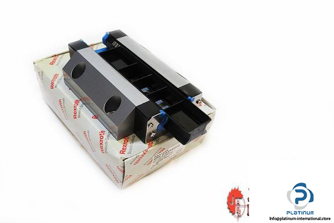 rexroth-r185332310-roller-carriage3_675x450