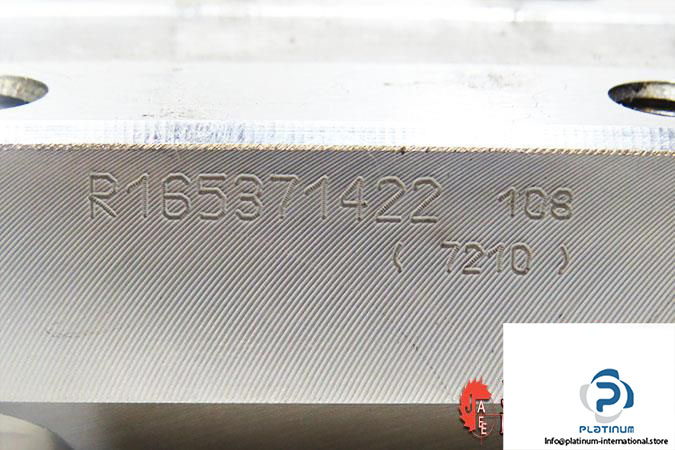 rexroth-r165371422-ball-rail-runner-block4_675x450