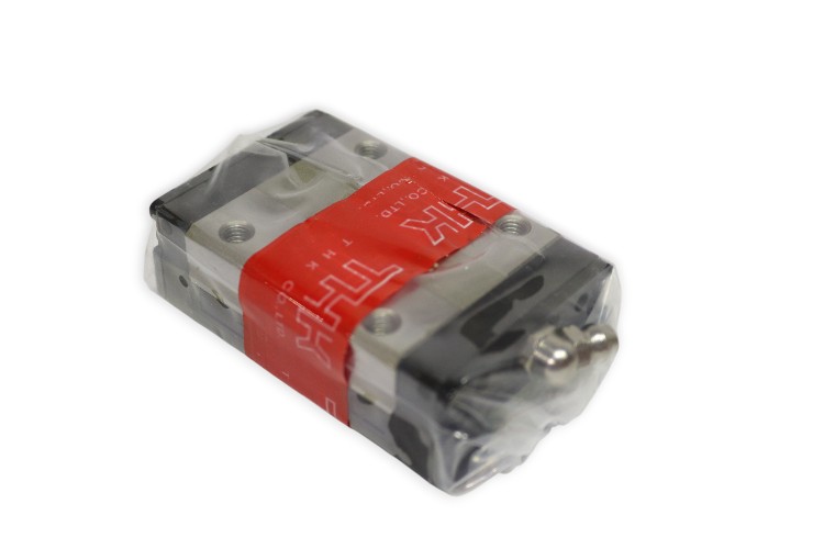 thk-SSR20XW1UU-linear-guide-block-new-carton-1