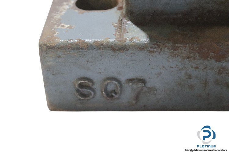 hkt-S07-housing-support-used-2