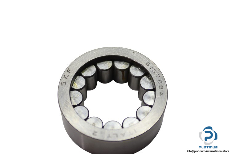 skf-615788-A-roller-bearing-new-carton-1
