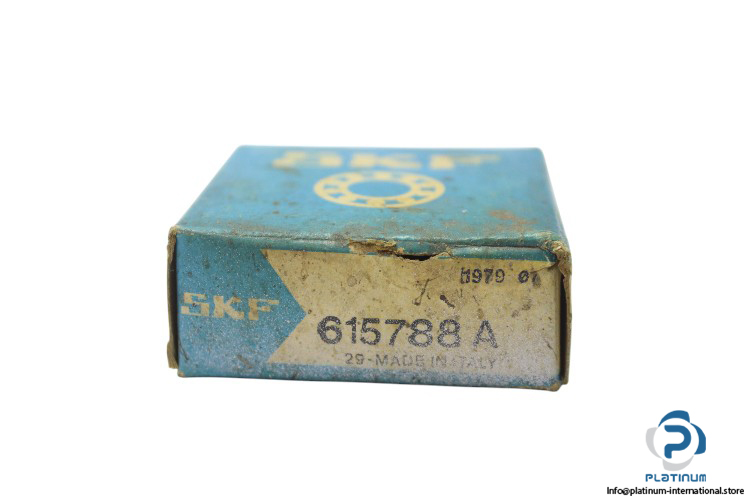 skf-615788-A-roller-bearing-new-carton-2