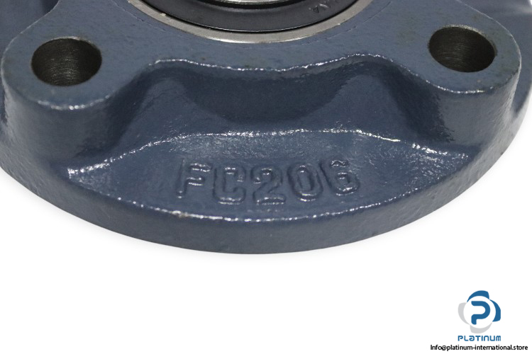 koyo-UKFC206-J-round-flange-ball-bearing-unit-new-carton-1