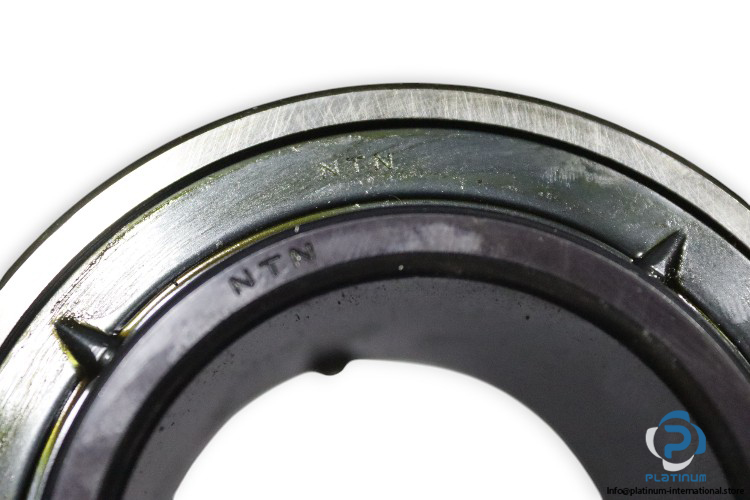 nsk-UCFL-210-oval-flange-ball-bearing-unit-new-4