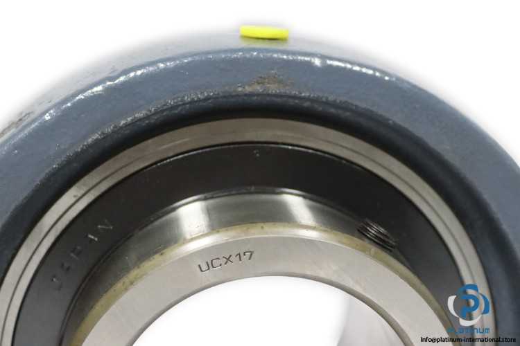 koyo-UCPX17-pillow-block-ball-bearing-new-carton-1