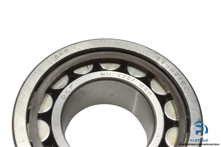 skf-NU-2207ECP-cylindrical-roller-bearing-used-1