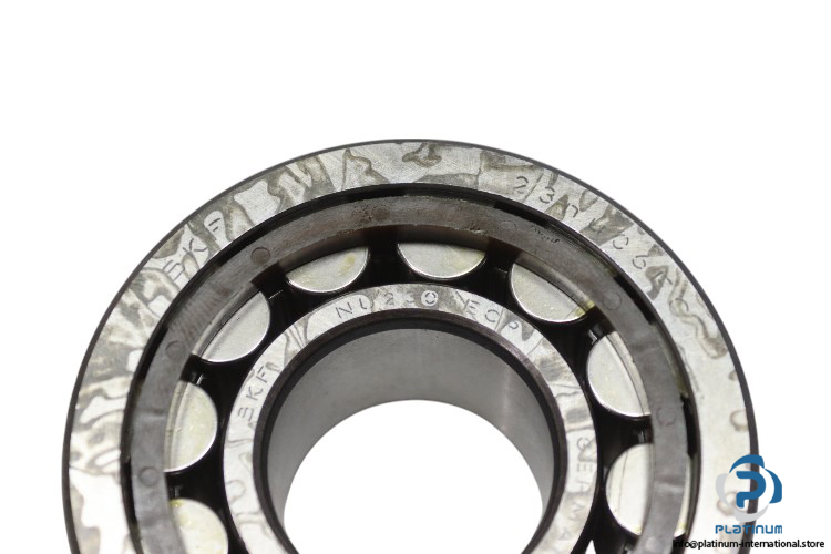 skf-NU-2306-ECP-cylindrical-roller-bearing-used-1
