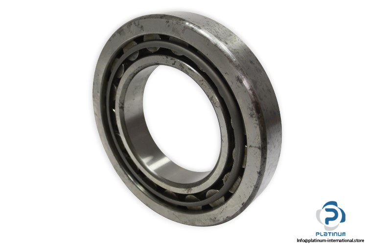 skf-NU-226_C3-cylindrical-roller-bearing-(used)-1