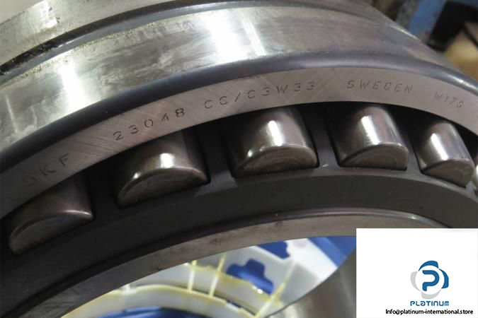spherical-roller-bearing10_675x450