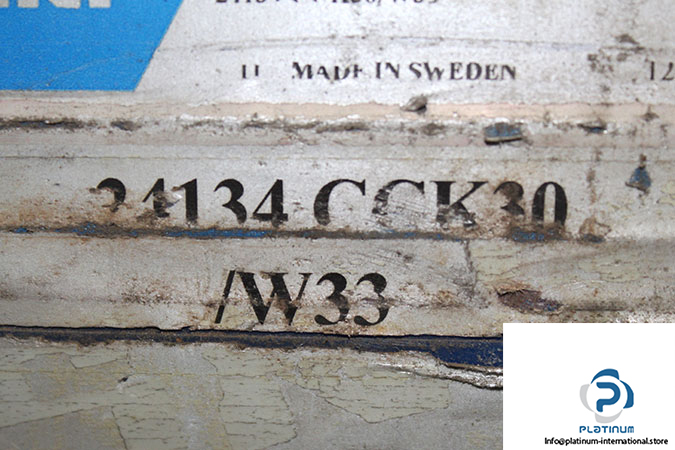 skf-24134-cck30_w33-spherical-roller-bearing-1