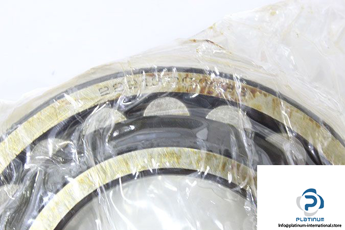 skf-22213-cc_w33-spherical-roller-bearing-1