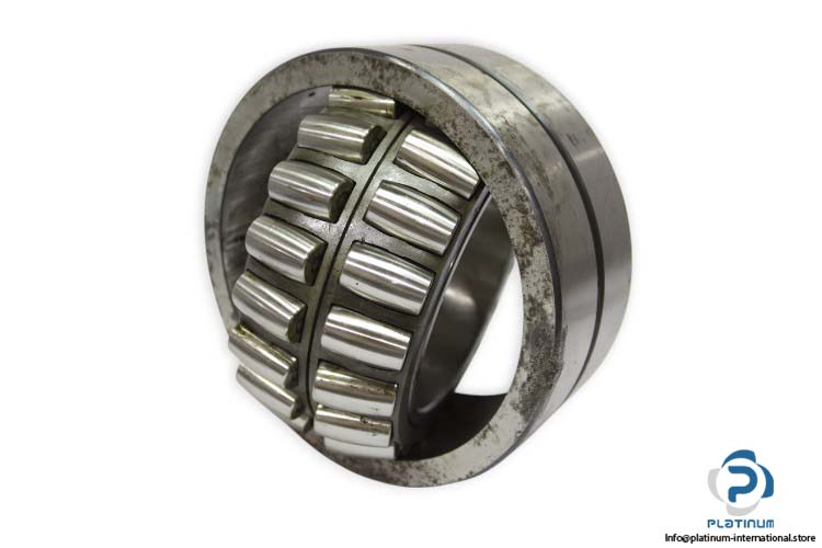 skf-24136-CC_W33-spherical-roller-bearing-used-2