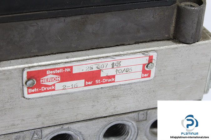 herion-2550708-double-solenoid-valve-with-coil-2