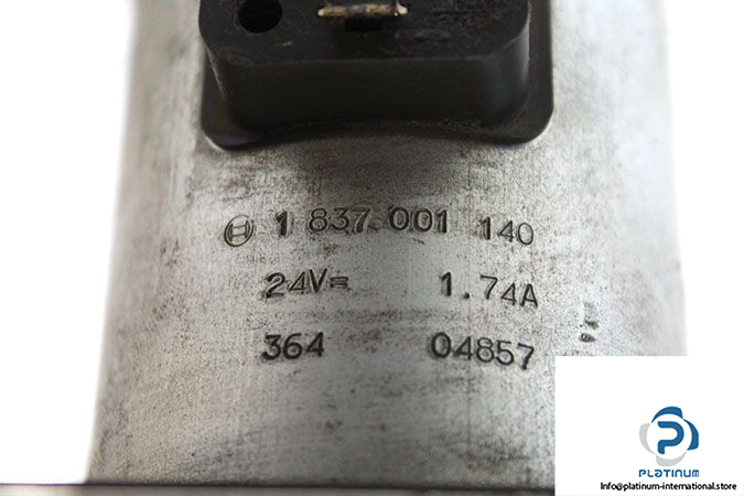 bosch-0-810-001-724-directional-control-valve-2