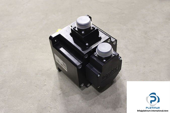 schneider-bch2mm0313ca6c-ac-servo-motor-2