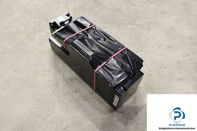 schneider-bmi0702t16a-servo-motor-2