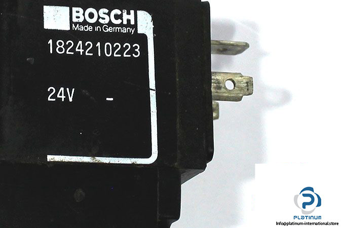 bosch-0-820-024-010-single-solenoid-valve-with-coil-3