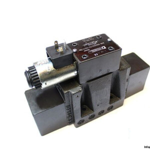 diplomatic-oleodinamica-e4e-ta0020_52-24_v_an-pilot-operated-directional-control-valve-2