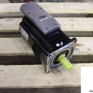 schneider-ILM1401M31A0000-integrated-servo-motor