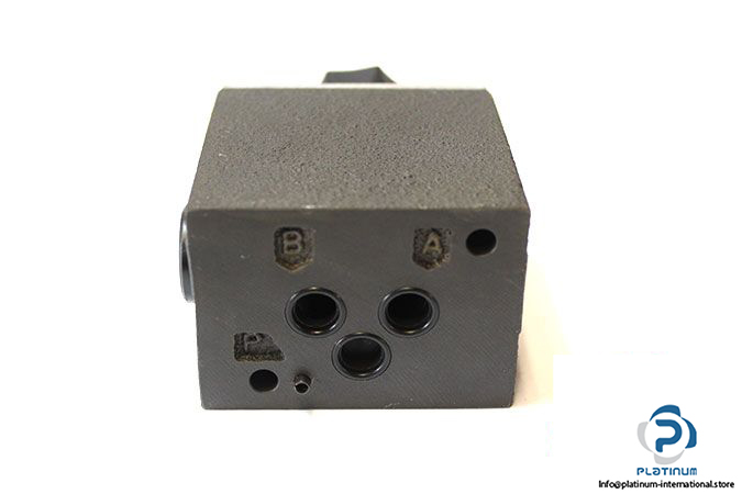 parker-g-fg-2-pk-1-6-10-flow-control-valve-2