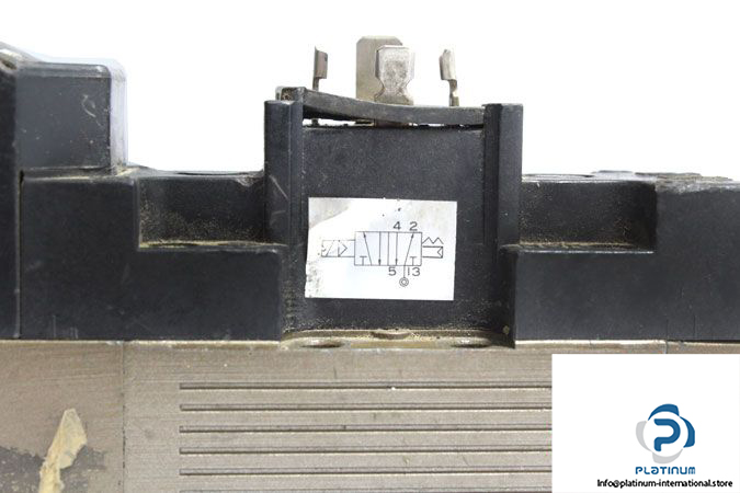 joucomatic-td53-s3-single-solenoid-valve-2