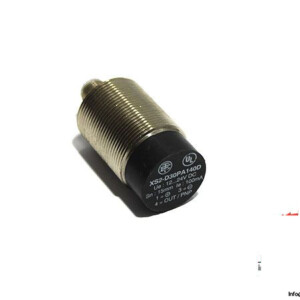 telemecanique-XS2D30PA140D-inductive-sensor