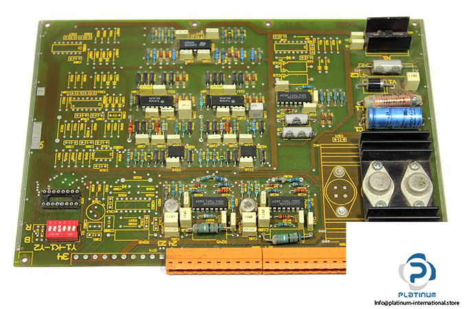 engel-22036395-circuit-board
