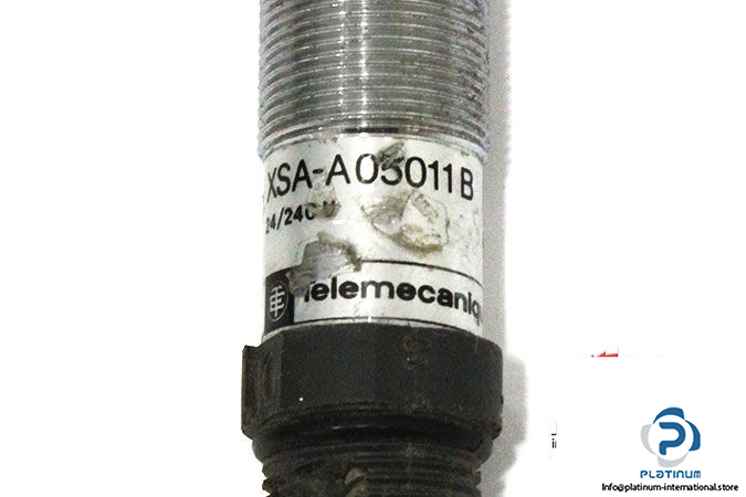 telemecanique-xsa-a05011b-inductive-sensor-2